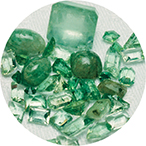 Emeralds of different shape and sizes.